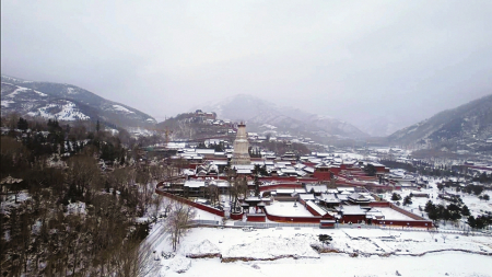 雪落五臺山